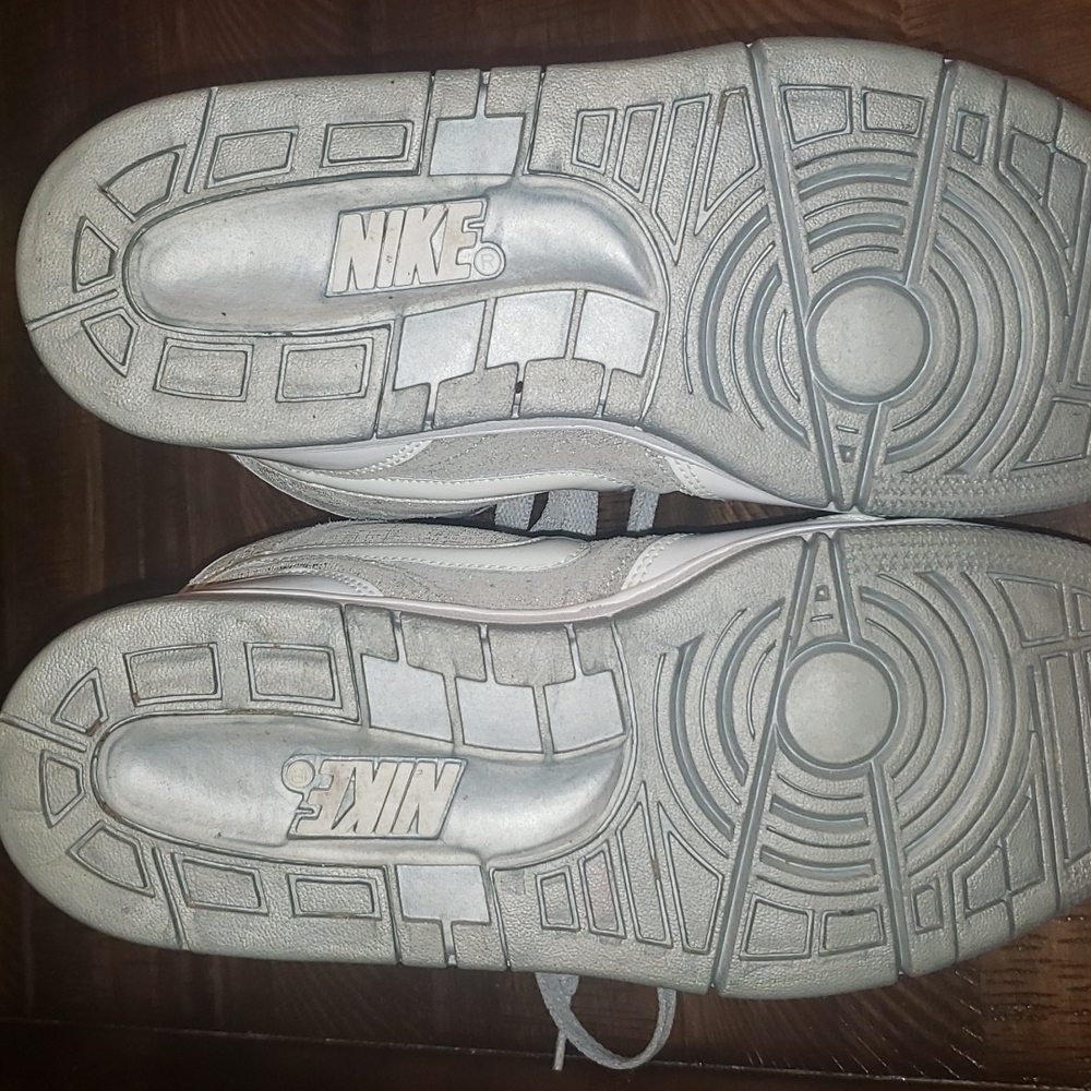 Ladies Air Force 1 high tops silver metallic and white patent leather - Picture 6 of 8